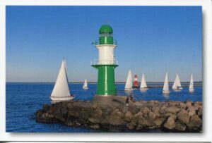 Nordlichter - Warnemünde - West- und Ost-Mole: Ein Leuchtturm Nordlichter - Warnemünde - West- und Ost-Mole.