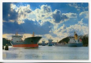 Schleswig-Holstein - Auf dem Nord-Ostsee-Kanal liegt im Nord-Ostsee-Kanal.